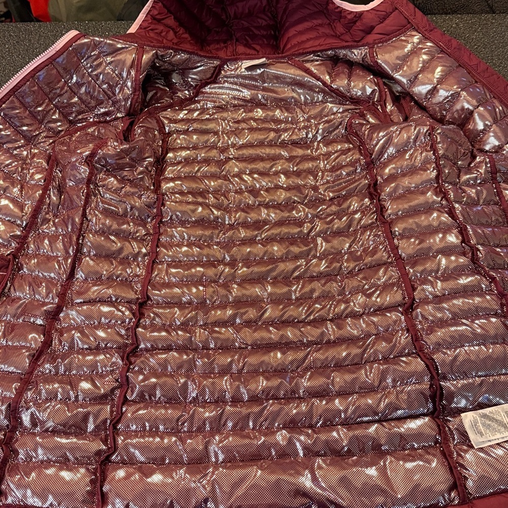 Columbia Purple Quilted Hooded Jacket - size XL - Picture 6 of 8